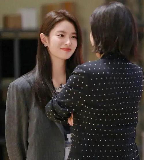 娱乐圈吃瓜爆料戚薇,揭秘明星背后的真实故事 第1张 娱乐圈吃瓜爆料戚薇,揭秘明星背后的真实故事 第1张